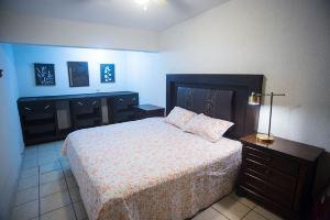 Casa Genova Amplia y Comoda, Terraza Privada Cerca Aeropuerto Juarez, El Paso