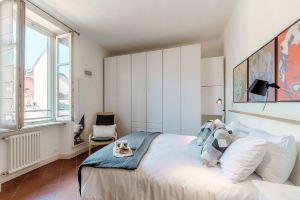 Flipping Flat - by MyHomeInComo Apartments, Como