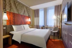 Ibis Hotel Köln am Dom, Koln