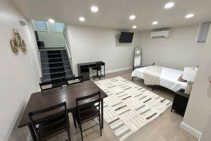 Stylish Ambiance and Spa-Like Amenities - Cozy Modern Retreat Apartments, Erie