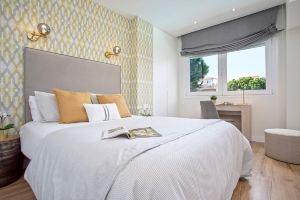 Magnific 2BD apartment with private terrace. Ricardo Soriano II, Marbella