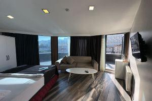 Plus Park Suite & Hotel, Eksinoz