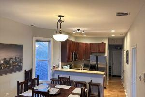 Entire 2 bedroom with Office & Deck!, Chicago