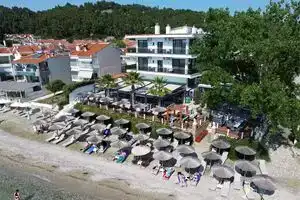Evlogia Hotel Seafront & Annex ByGreek Pride, Fourka