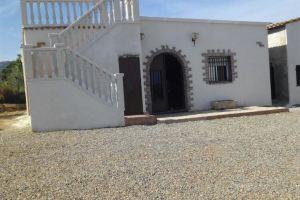 House with 4 Bedrooms in, with Wonderful Mountain View, Private P, Reus