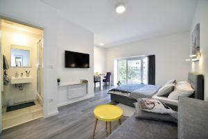 At Queens Apartments, Zagreb