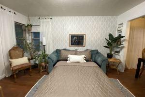 Unique Cheyenne Canyon Casita near Broadmoor Hotel