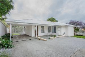 Coastal Cottage by the Bnb Collection, Albany