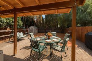 Walk to Google 3BR Home Yard & Kitchen Apartments, Mountain View