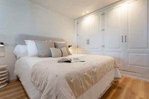 Exclusive loft with private terrace in. Incosol II Apartments, Marbella