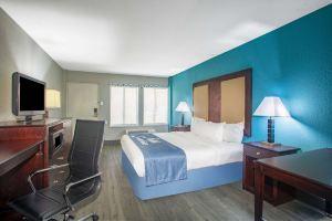 Days Inn by Wyndham I-65, Mobile