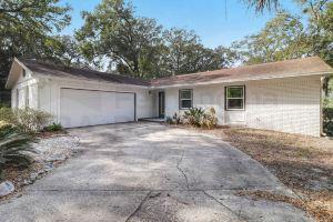 Private Yard and Modern Amenities - Charming Coastal Haven Hotel, Fernandina Beach