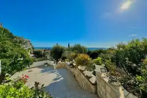 Sun Rose Apartments, Sveti Stefan