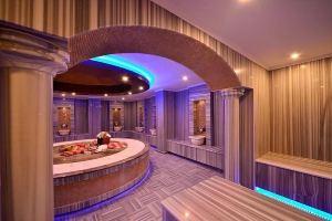 Crown City A54 Hotel, Avsallar