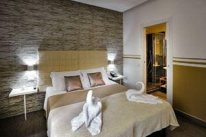 Domus Castroni Pompeo Magno, Rome