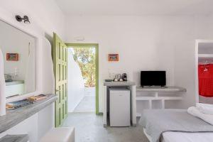 Pente Elies Hotel, Apollonia