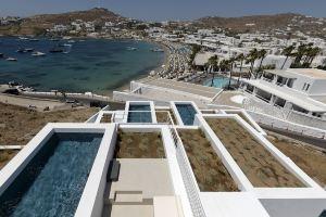 Cubic Seafront Design Suites, Ornos