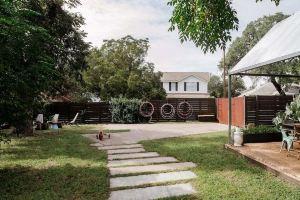 Elegant Historic Estate: Professionally Designed Hotel, Austin