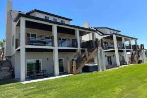 Luxury Large Farm Home @ Stoney Farms -NO CHOREs, Panguitch