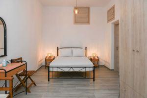 Experience Dreamy Gorgeous Std Hotel, Perissa