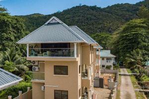 Stone Self Catering Apartment, Grand Anse