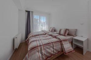 Kırmızı Apart, Canakkale