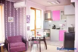 Studio Violet, Bourgas