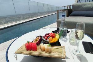 Five Stars Mercury Tower 25th SPA&Pool Hotel, St Julians