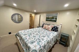 Heart of Village and Close to Beach, Falmouth