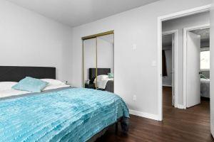 Peaks of Alaska - Minimalist Home & Art Gallery Apartments, Anchorage