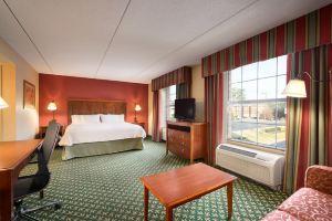 Hampton Inn & Suites-Central, Williamsburg