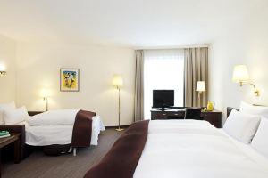 elaya hotel noerdlingen, Trademark by Wyndham, Nordlingen