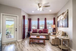 Beautiful Deck and River Access - Inviting Condo Retreat Apartments, New Braunfels