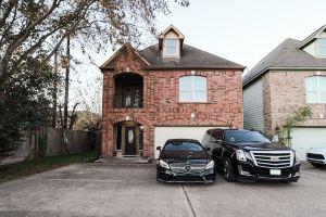 Spacious Family Gem: Near NRG Stadium/Med Center - Pool Table - BBQ -15 guests, Houston