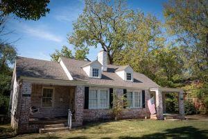 Charming Haven with Modern Amenities - Cozy Comfort and Convenience Apartments, Montgomery