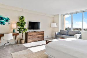 Stunning City Studio - Pool, Gym, Sunsets, WiFi, Miami Beach