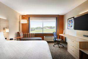 Holiday Inn Express & Suites NORTH by IHG, Fort Wayne