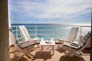 Steps to Sand Pad N/ Barcelona| 3 Room 2 Bath Pkng, Calella