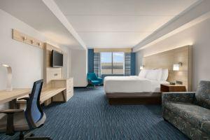 Holiday Inn Express & Suites NORFOLK AIRPORT by IHG, Chesapeake