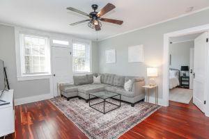 Charming Retreat with Modern Amenities - Elegant Comfort Sanctuary Hotel, Norfolk