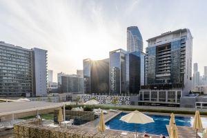 Homesgetaway - Reva Residence 2Br Apartments, Dubai