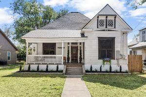 Cozy Home & Hot Tub 6 minutes to BU and Magnolia Apartments, Waco
