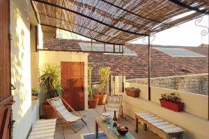 Ancienne Savonnerie 5 minutes from Palais Longchamp - 100m2 + shaded terrace Hotel, Marseille