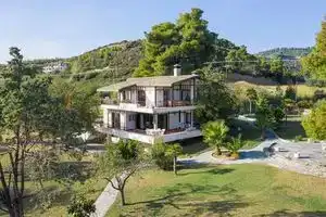 Malt Beachfront Villa, Kassandra