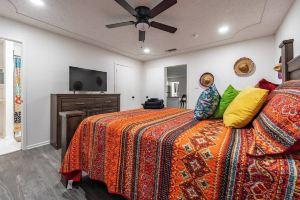 The University-2 bed/2bath-straightshot to Tech Hotel, Lubbock