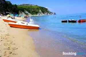 Byala Vista Cliff - Byala Vista Cliff, Byala