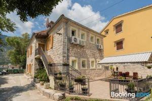 VerDi Hotel, Kotor