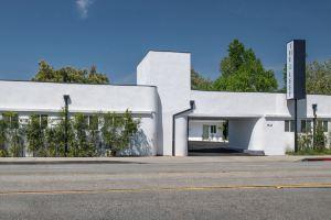 The LEEF Hotel, Glendale