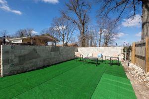 Bright & Beautifully Renovated Duplex Unit A !--- 7 Minutes to Downtown Hotel, Lexington