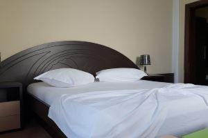 Hotel Keshtjella, Durres